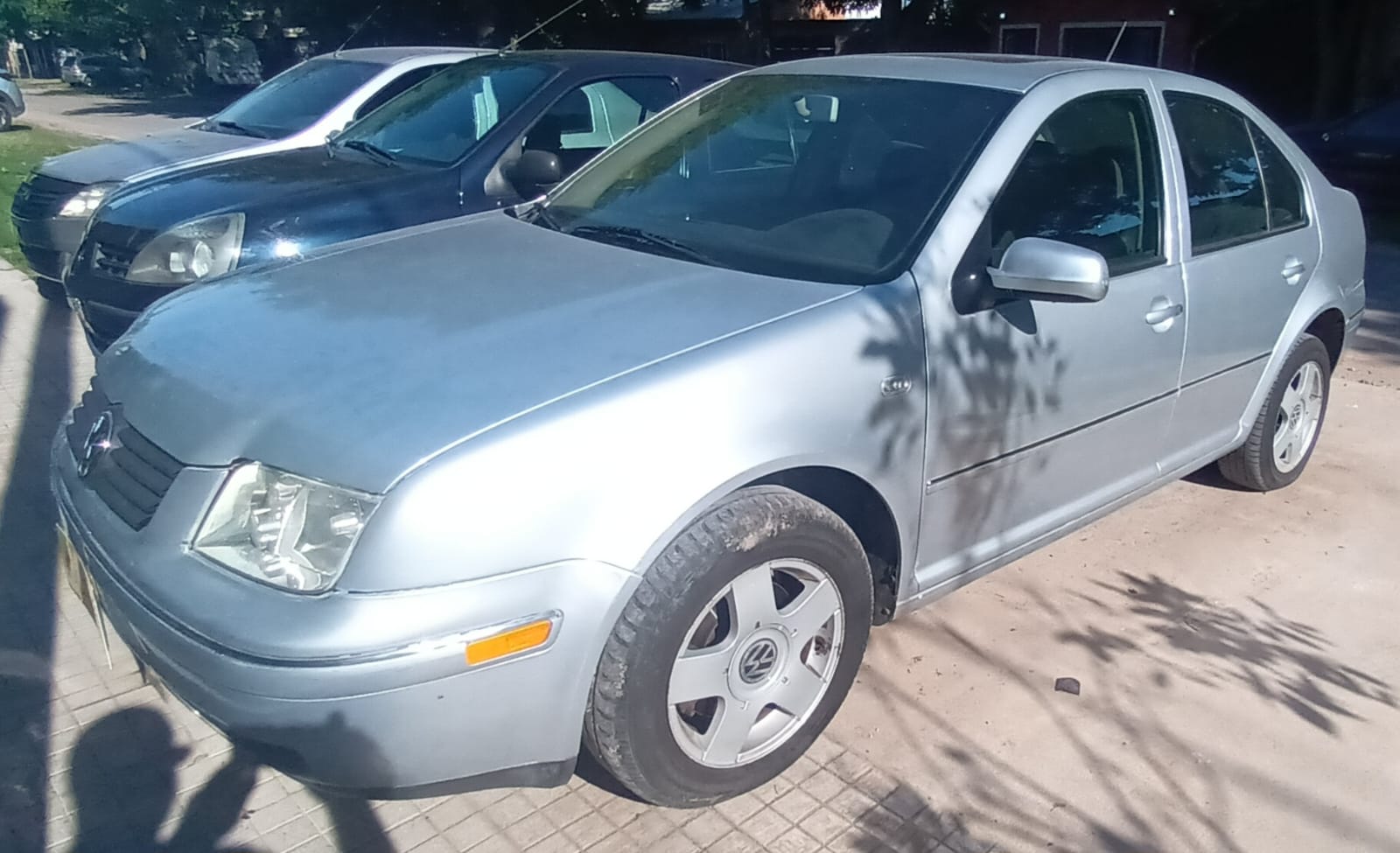 VOLKSWAGEN  BORA 2.0